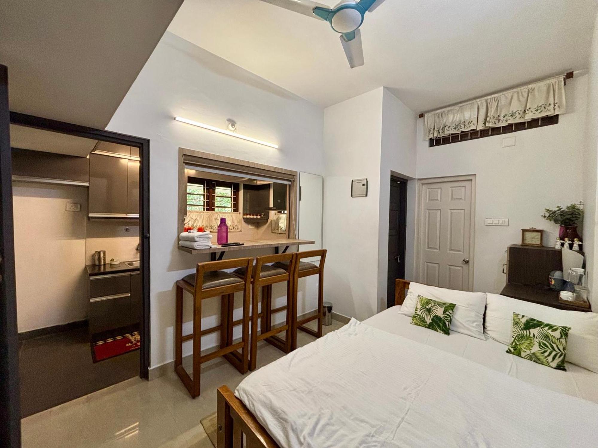 Gloria Homestay ,Thrissur Exterior photo